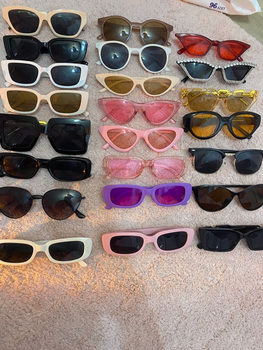 Слънчеви дамски очила, кълъф за iphone11, дамски чанти..