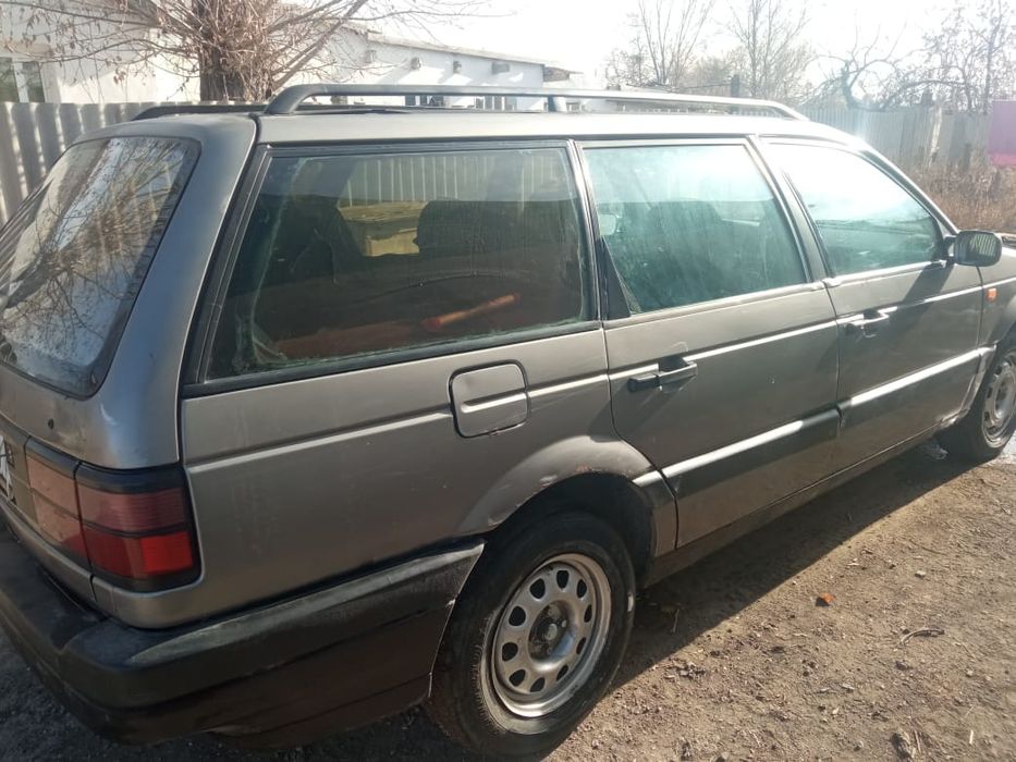 Пассат б3универсал продам