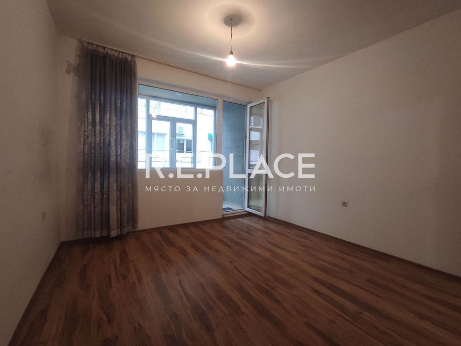 Продава се Двустаен апартамент в Варна, Лятно кино Тракия - 57 кв.м за 2032 €/кв.м - Снимка #4