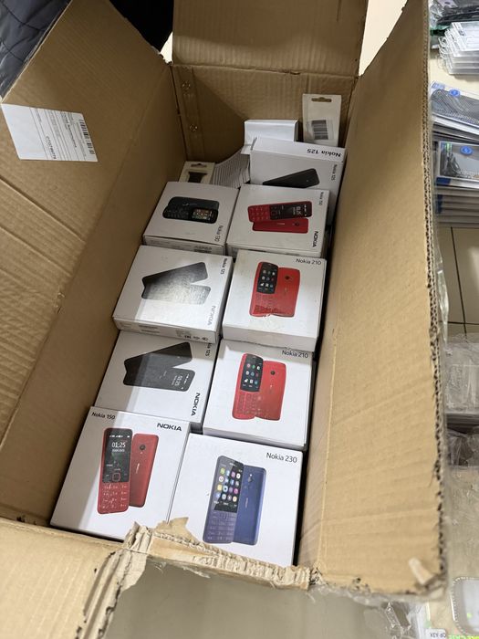 Простой оригинал телефондар сатылады