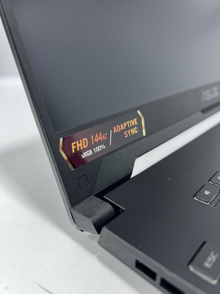 KUCHLI IGRAVOY Noutbuk ASUS TUF Gaming A15 144Hz