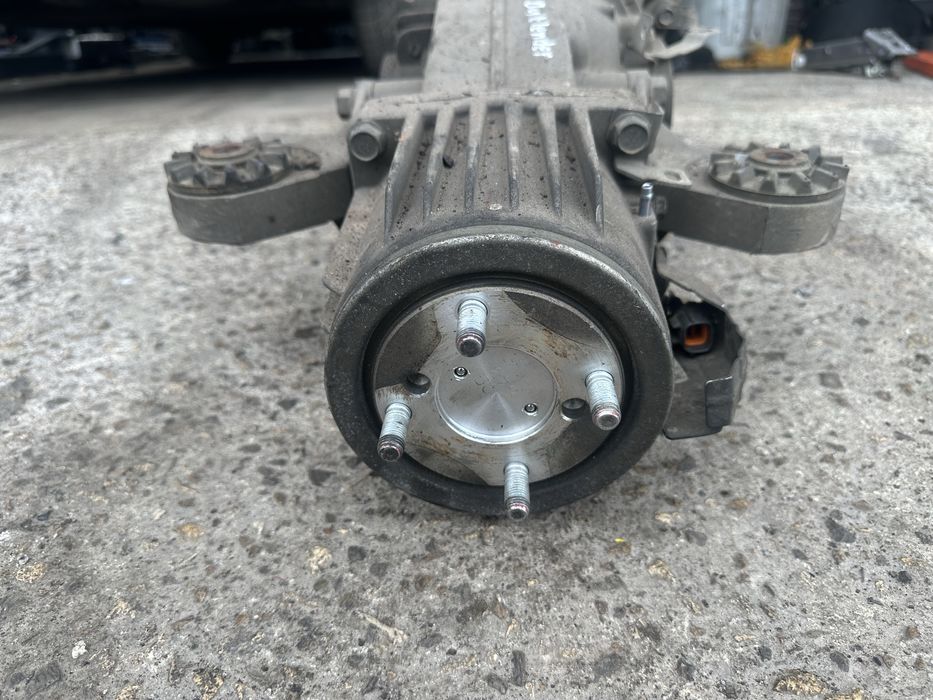 Заден Диференциал за Митсубиши Аутлендър 2007-2013г.!