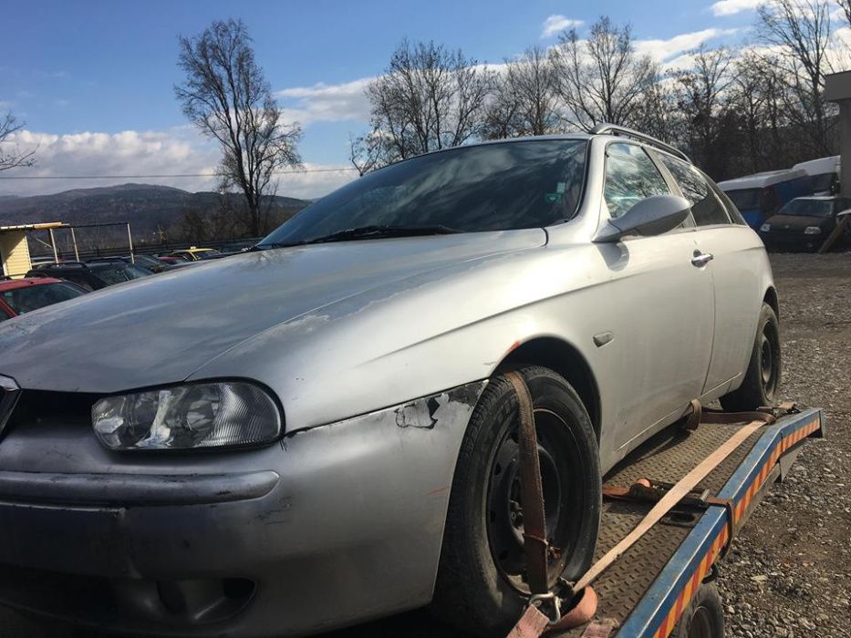 Alfa Romeo 156 1.9 jtd НА ЧАСТИ !!