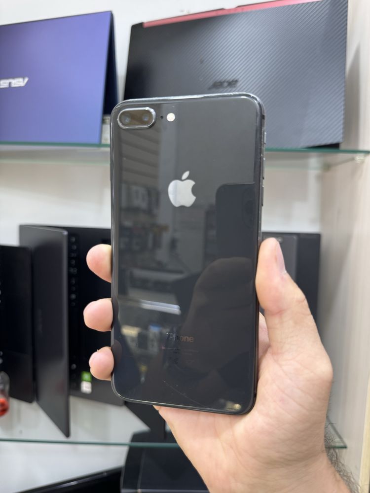 Iphone  8   plus