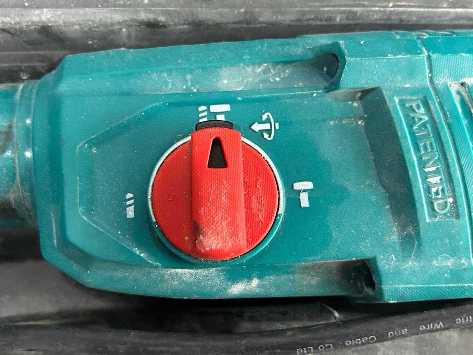 Перфоратор TOTAL TH308268-2  SDS+ 800 W  2.5 J