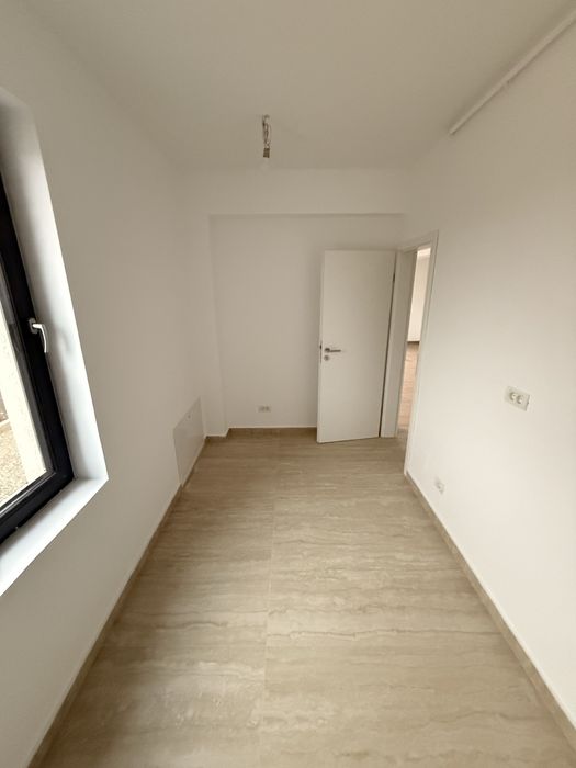 Garsoniera Birou Spatiu Balotesti