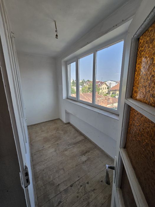 Apartament 4 camere zona centrala Ploiesti