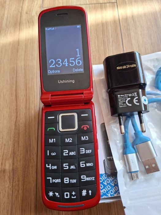 Telefon pt seniori,ușor de utilizat.