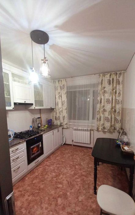 Продам2х ком квартиру в р-не Аэропорта