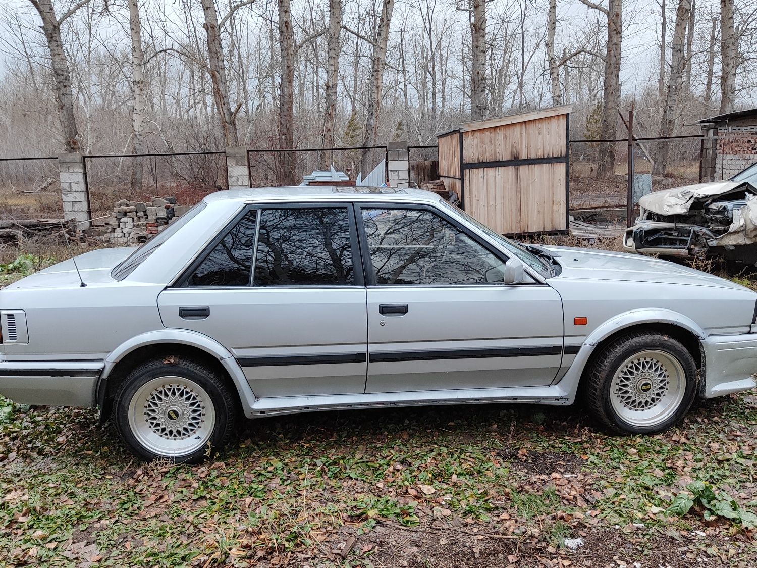 Nissan Bluebird T72