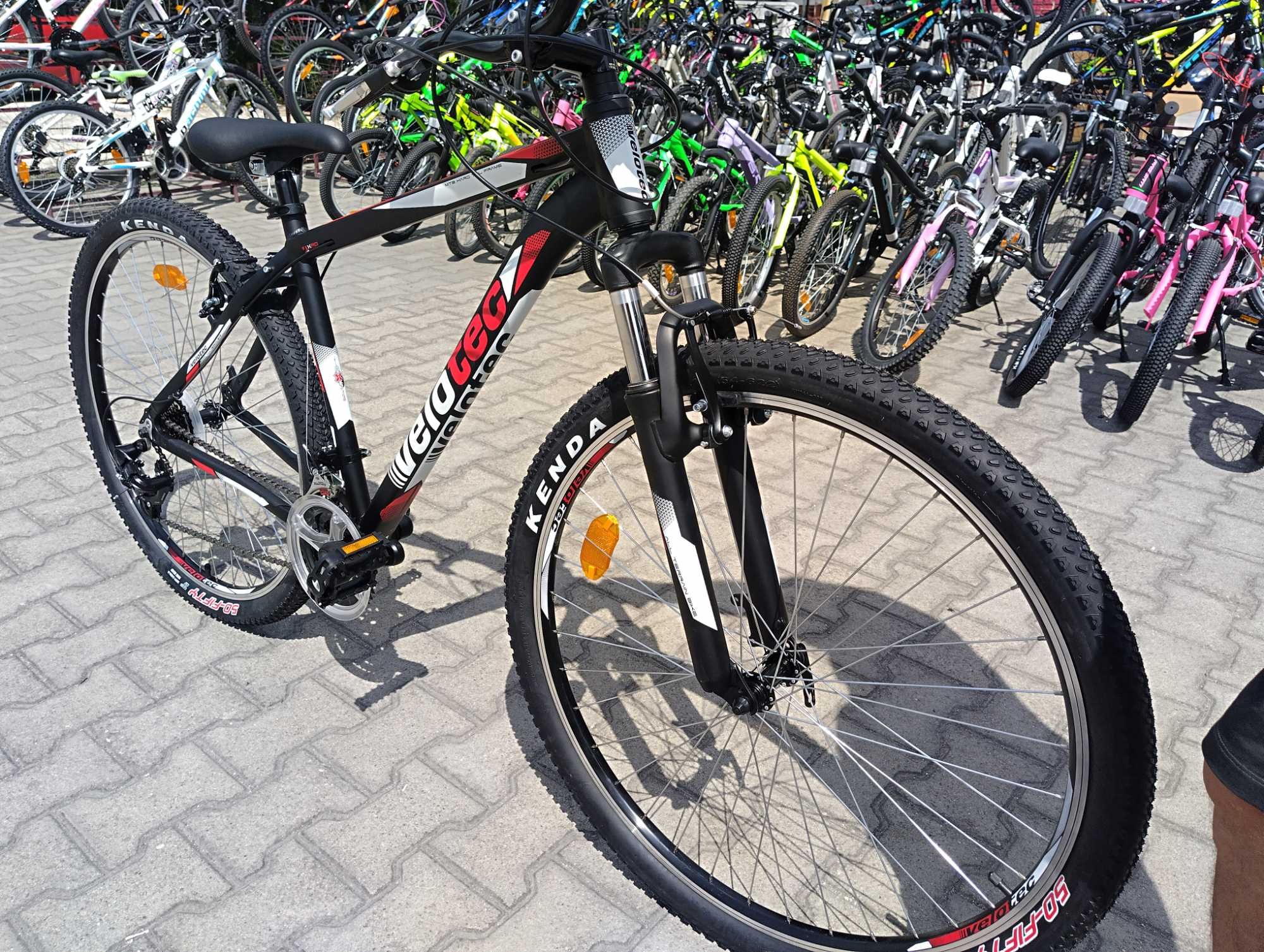 SPRINT Алуминиев велосипед 29" Velotec PRO черен/червен