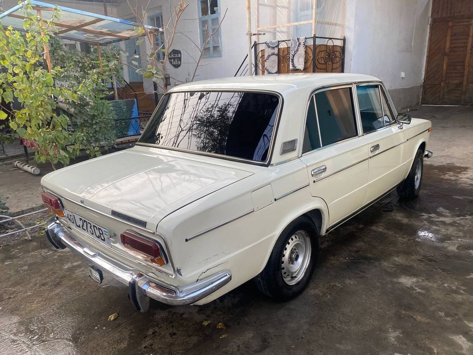 Vaz 2103 ideal xolatda