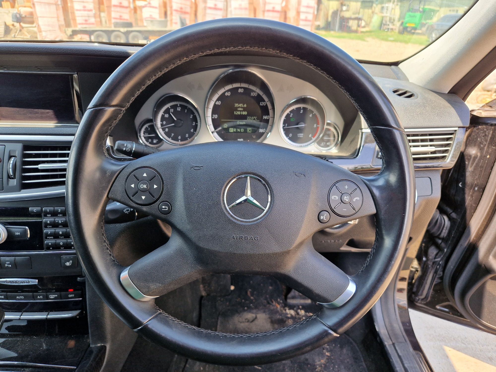 Volan Mercedes E class w212 2009 - 2011 stare foarte bună complet