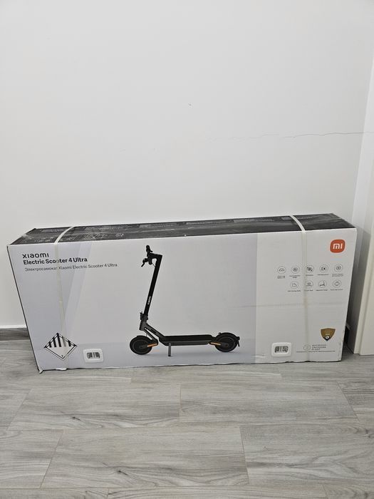 Schimb cu IPhone trotineta electrica Xiaomi 4 ULTRA noua