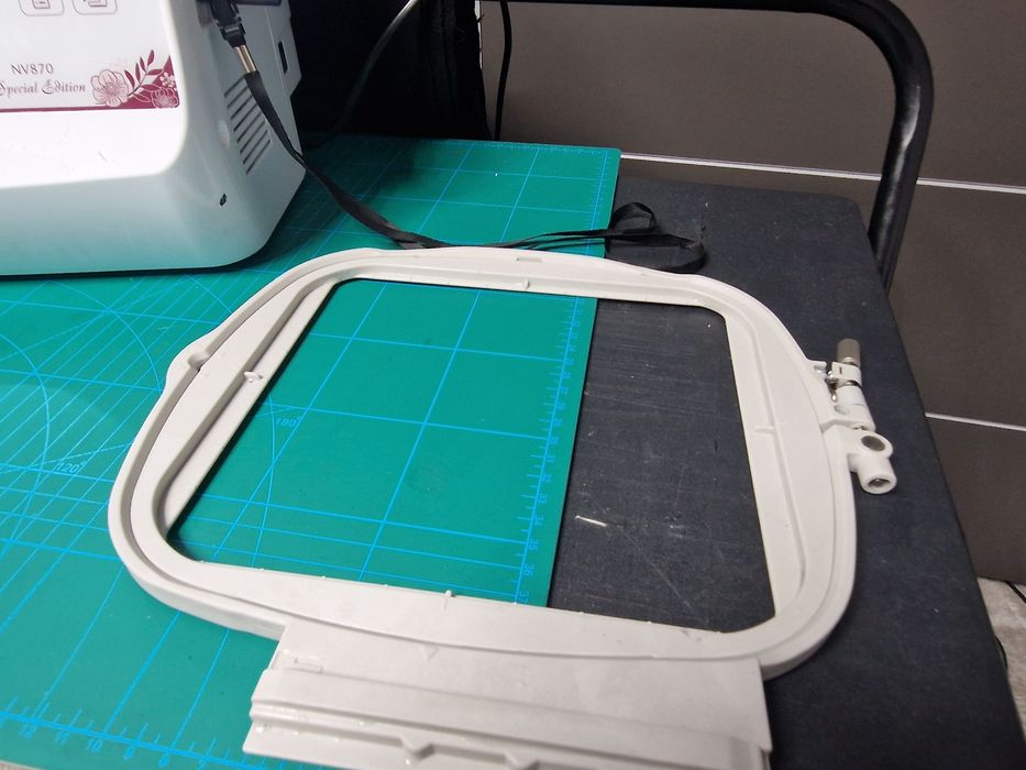 Masina de brodat Brother Innov-is NV870SE