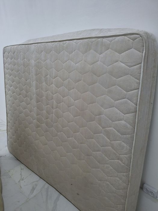 Спальный матрас, хорошего качества