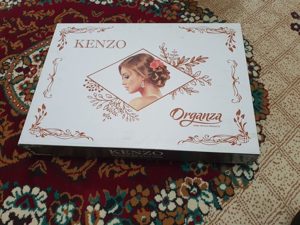 Kenzo firmasidan choyshab komplekt Комплект простыни от фирмы Kenzo