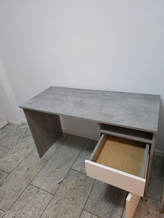 Birou Modern cu Sertare - Design Minimalist (120x53x75cm)