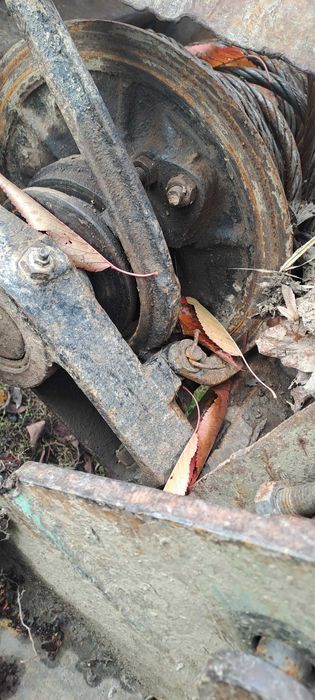 Troliu capestan zil armata