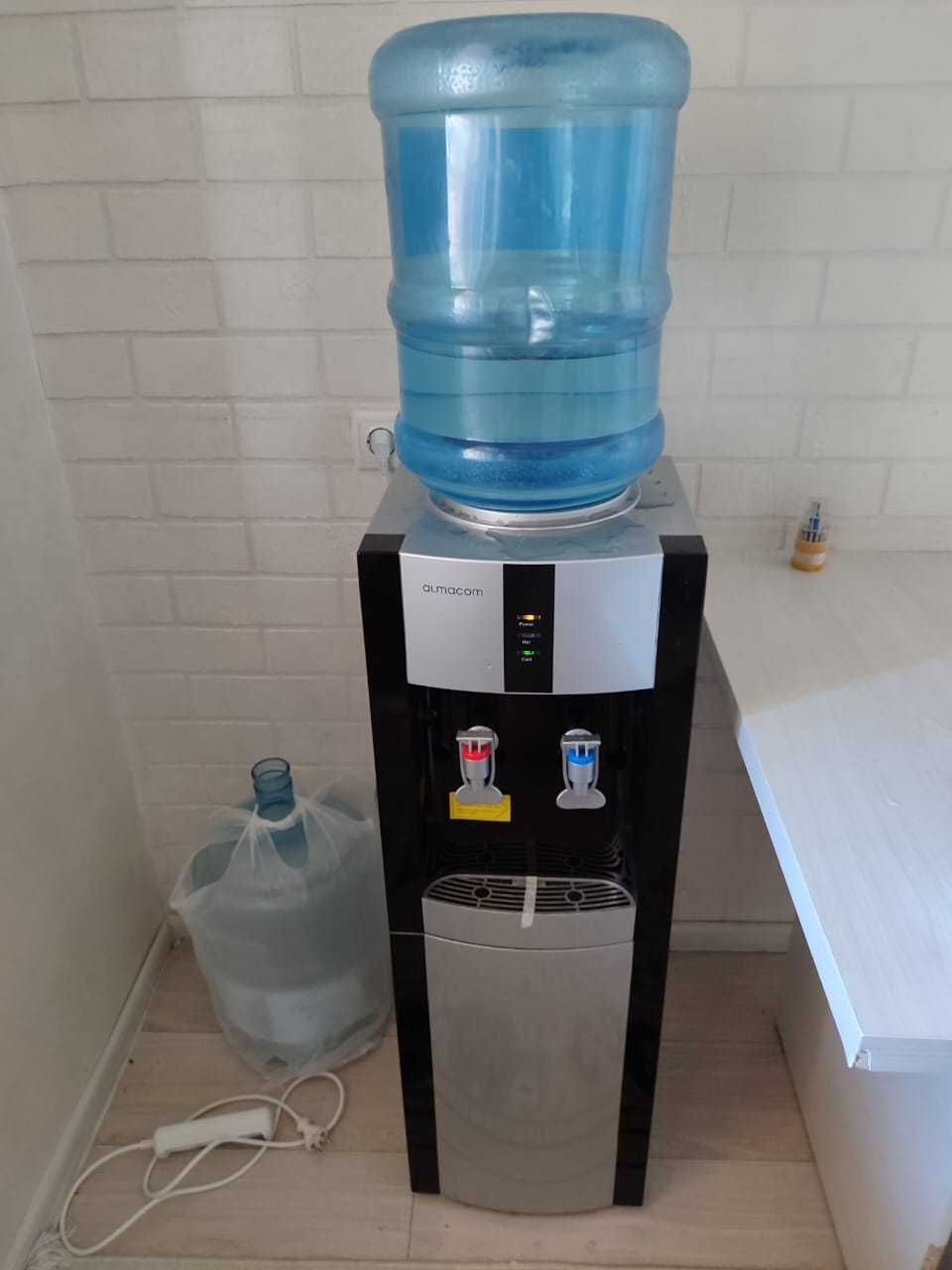 су диспенсері ALMACOM Water Cooler