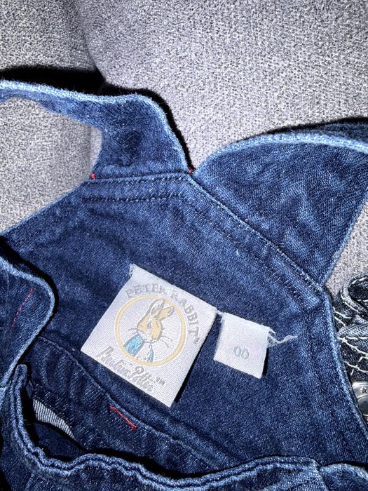 Бебешки дънкови гащеризони H&M (62), Зайчето Питър и Little one (74)