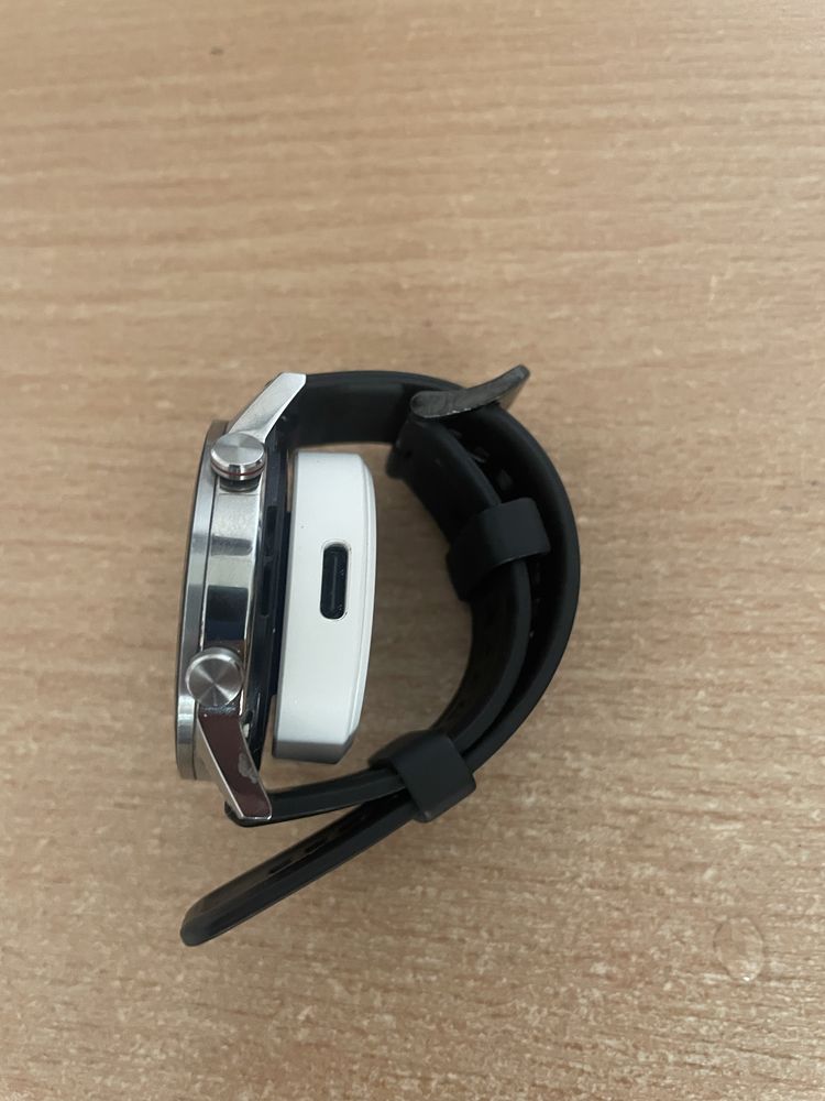 Смарт Часовник Huawei Watch