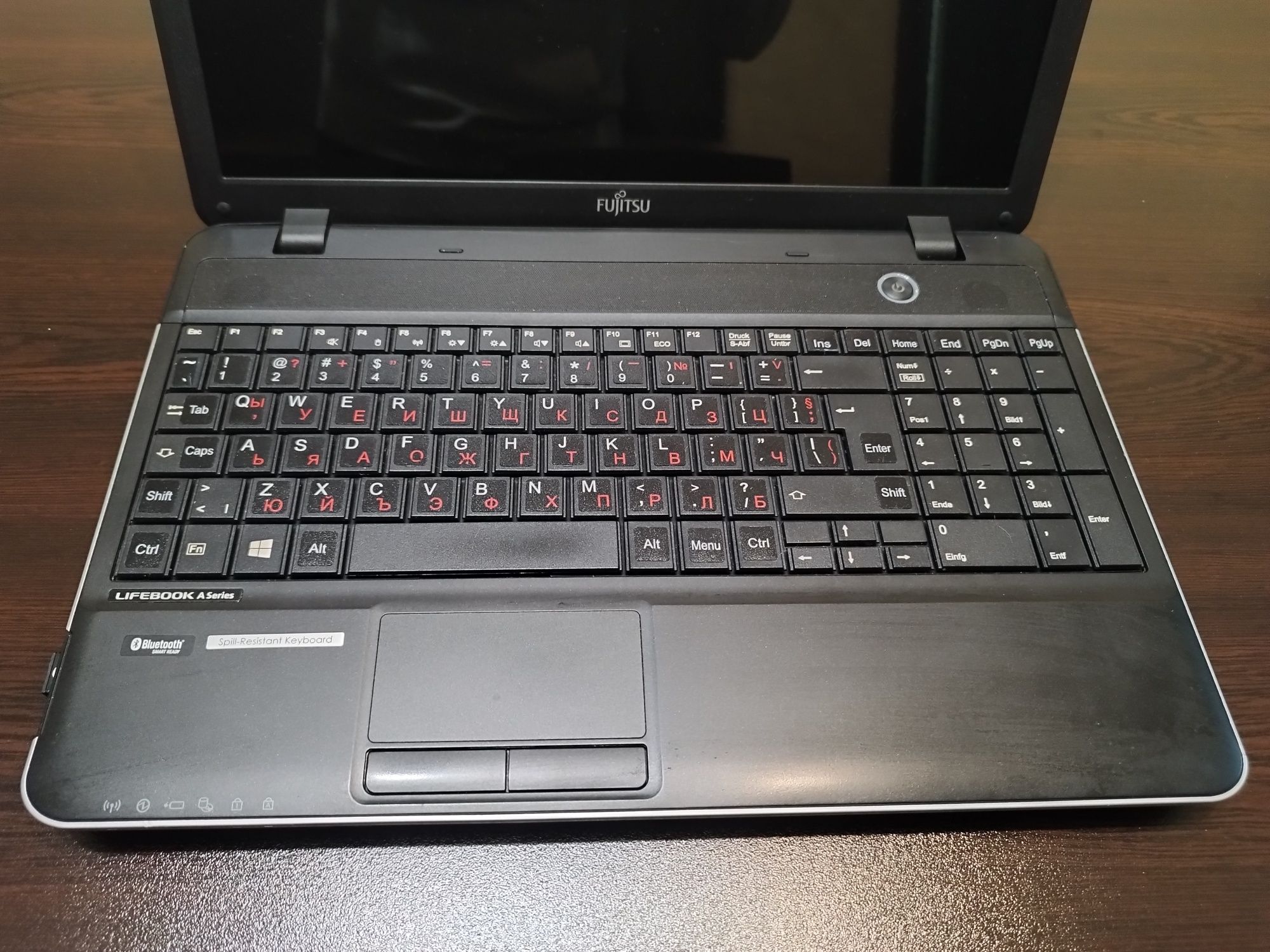 Лаптоп Fujitsu A512