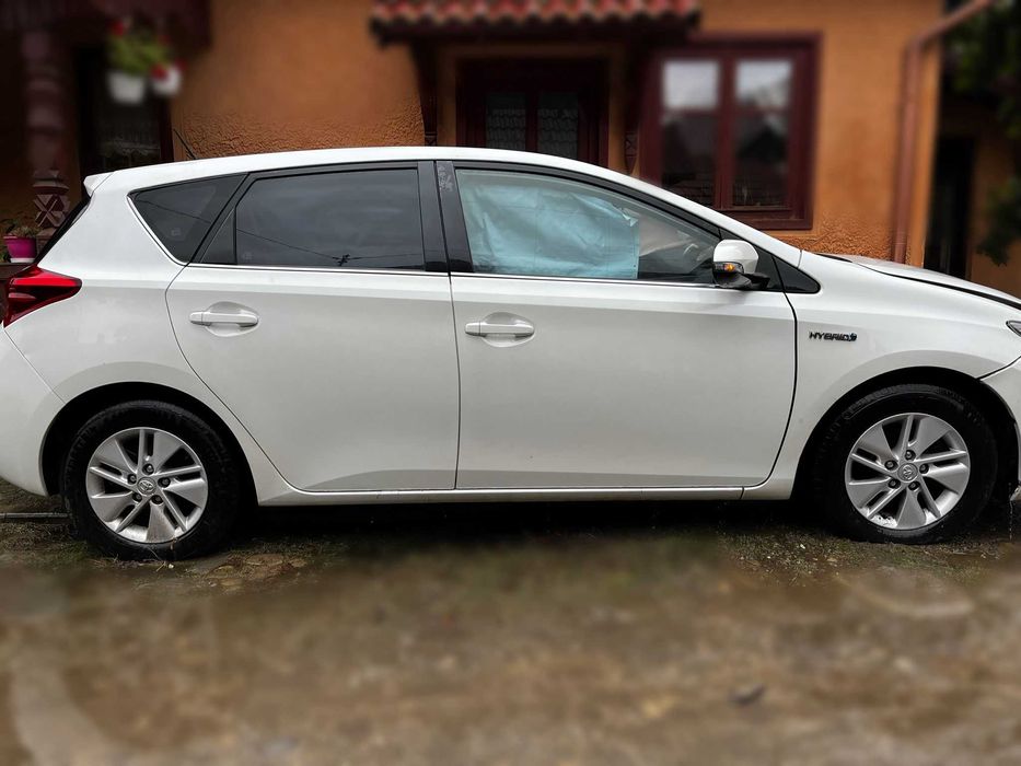 Toyota Auris 1.8 HSD