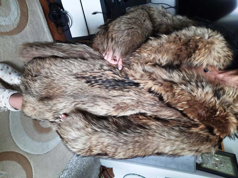 Haina blana naturala Lup par lung