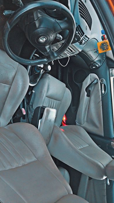 Vând Alfa Romeo fără fiscal!