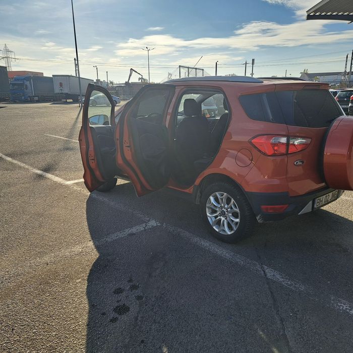 Vând Ford Eo Sport