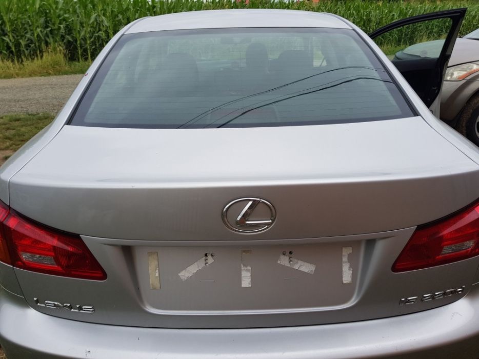 Porbagaj lexus is220 impecabil