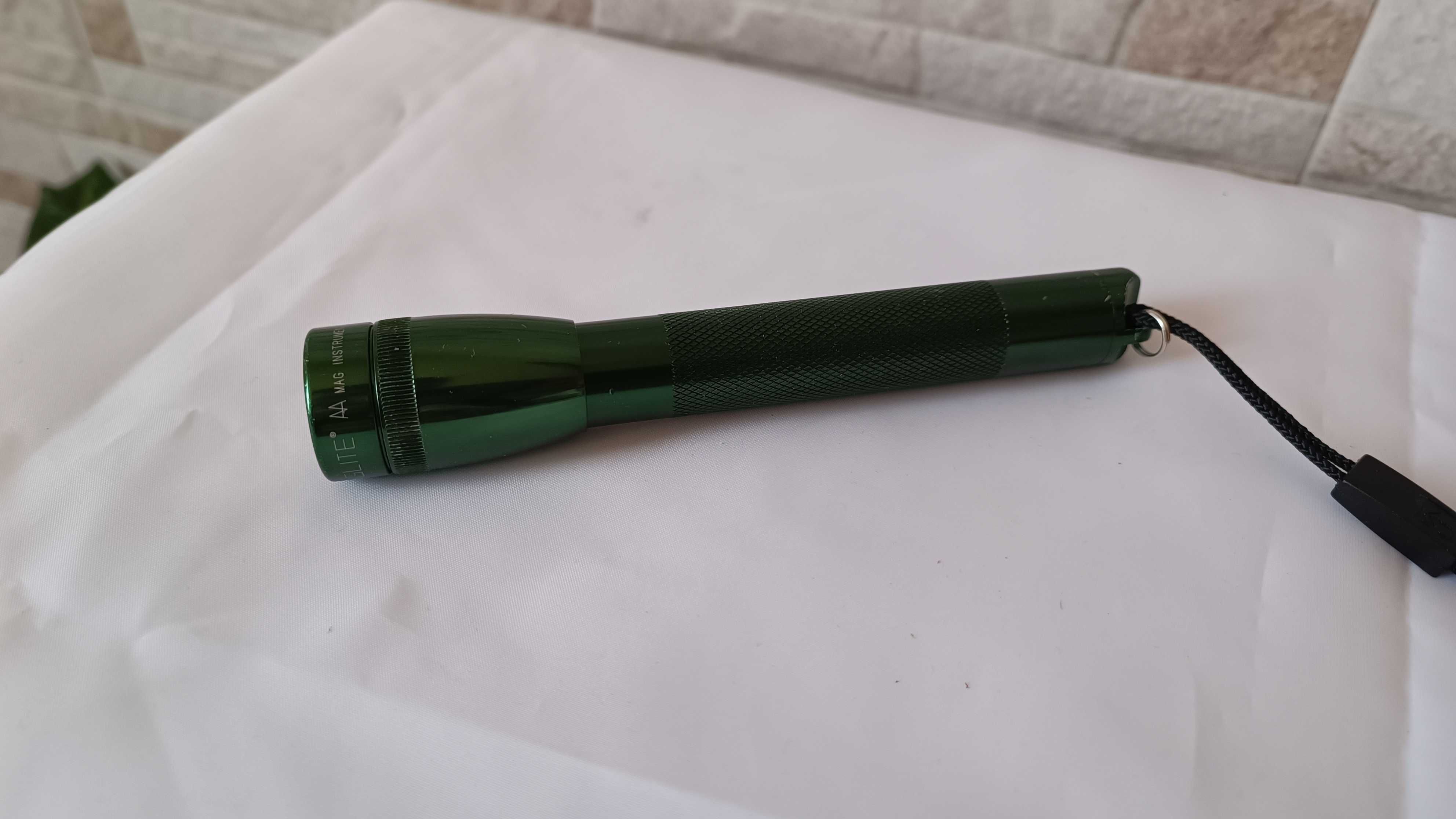 Метален малък фенер - Mini MagLite - Made in USA
