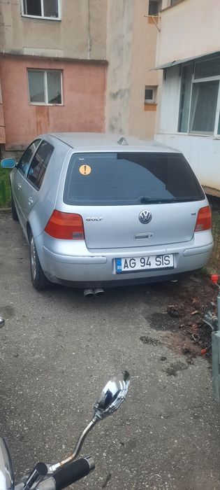 VW GOLF GOLF IV  din 2001 motor 1.6 benzină  cutie automata.Merge  AC