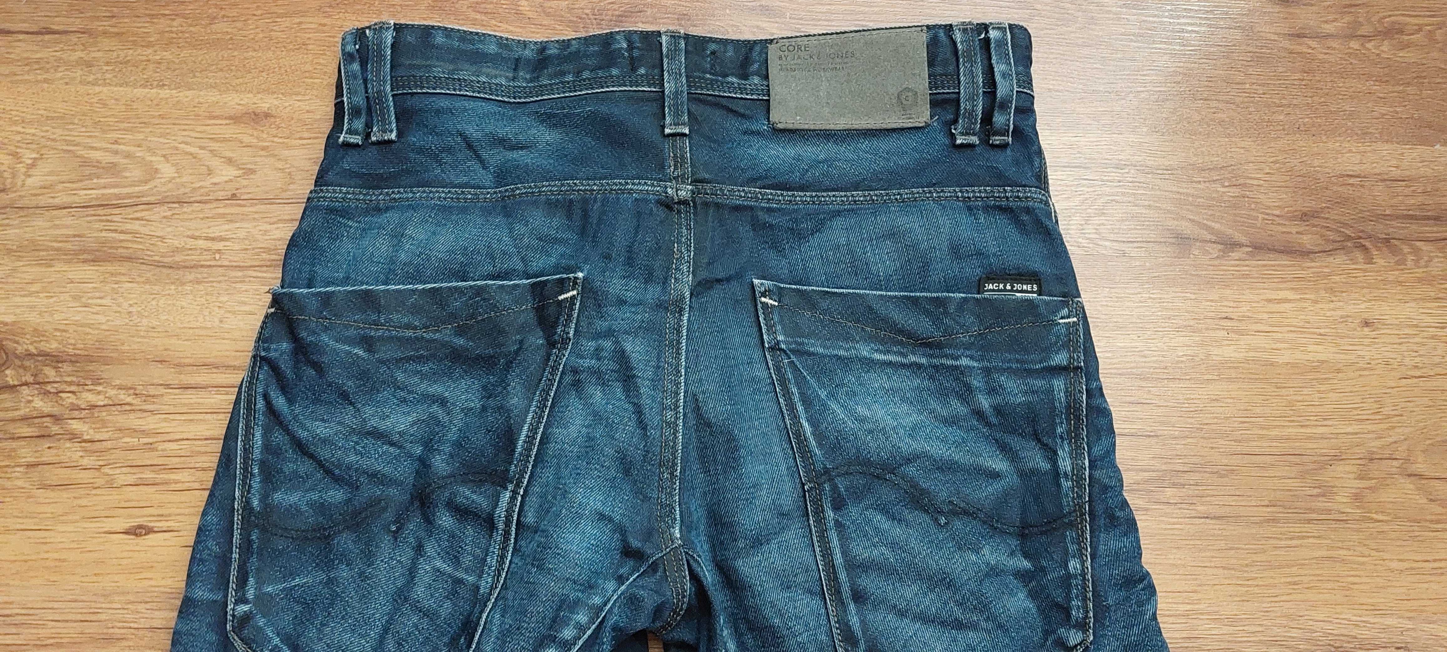 Дънки и суичър JACK and JONES