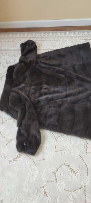 шуба хорошая отличном состоянии