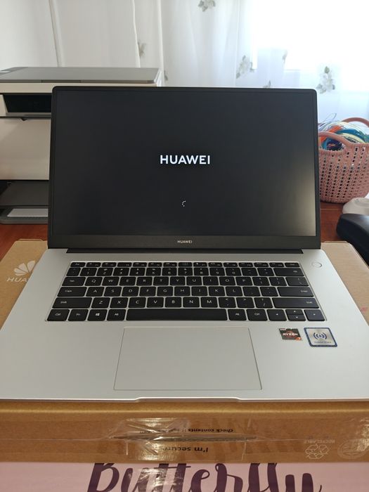 Laptop Huawei MateBook D 15 Geanta Cadou stare buna