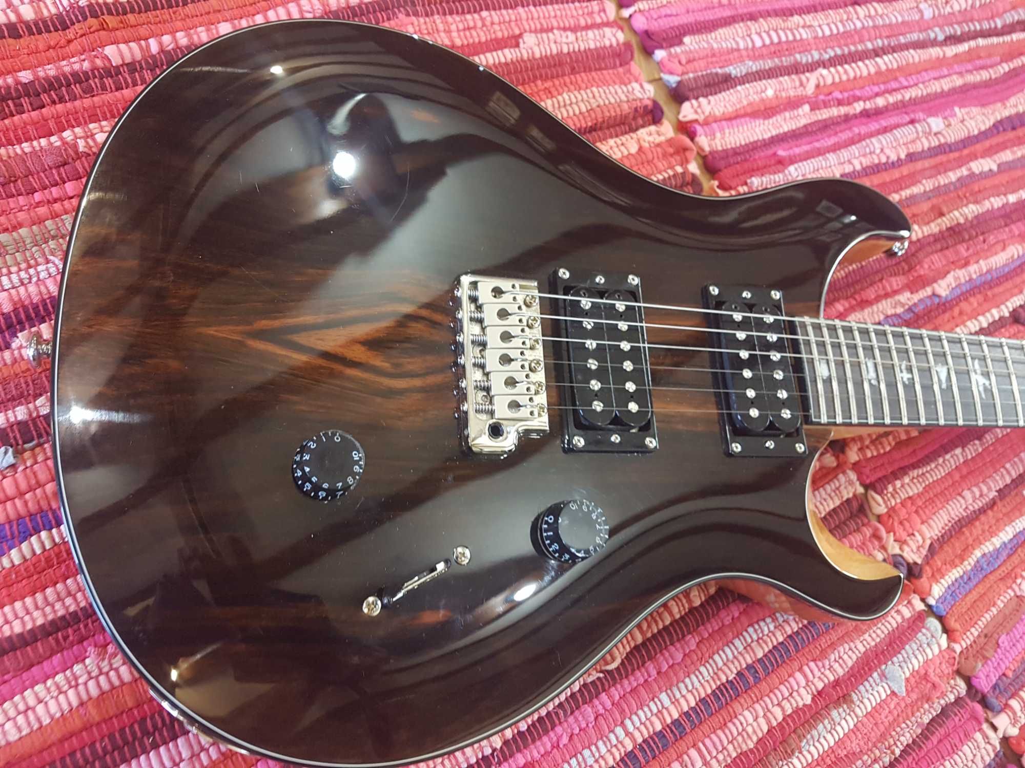 PRS SE Custom 24 Корея 2бр и 1бр Ръчно изработенa