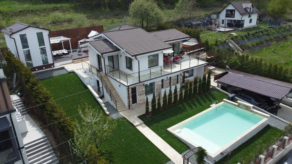 Casa in stil Victorian de vanzare direct de la proprietar!!