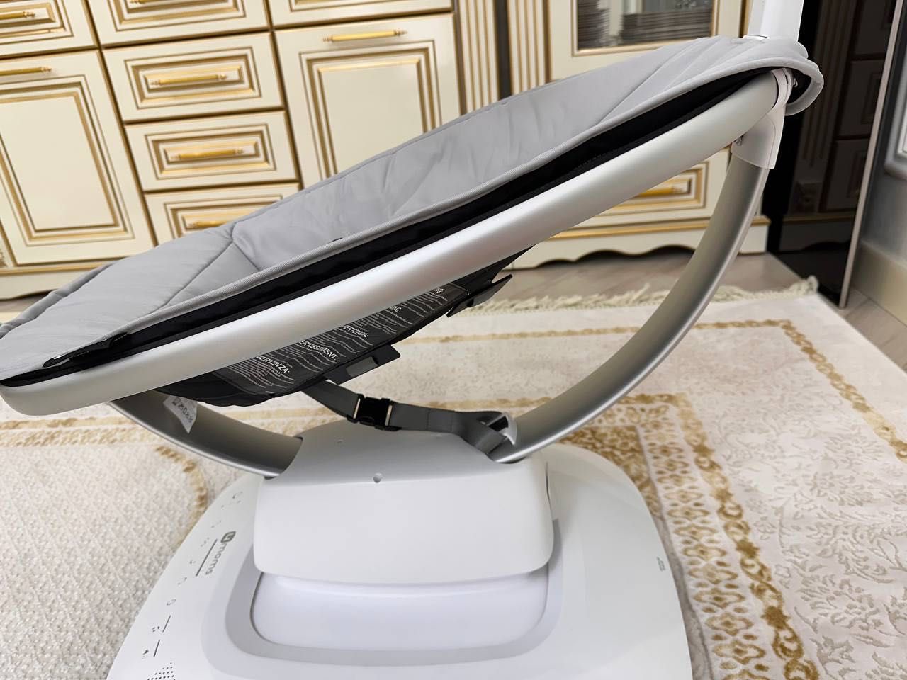 Mamaroo кочелей для детей