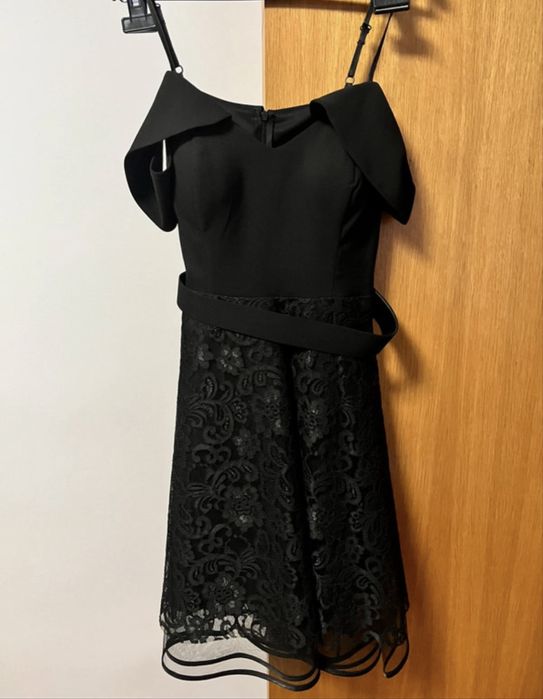 Rochie de seara neagra cu dantela