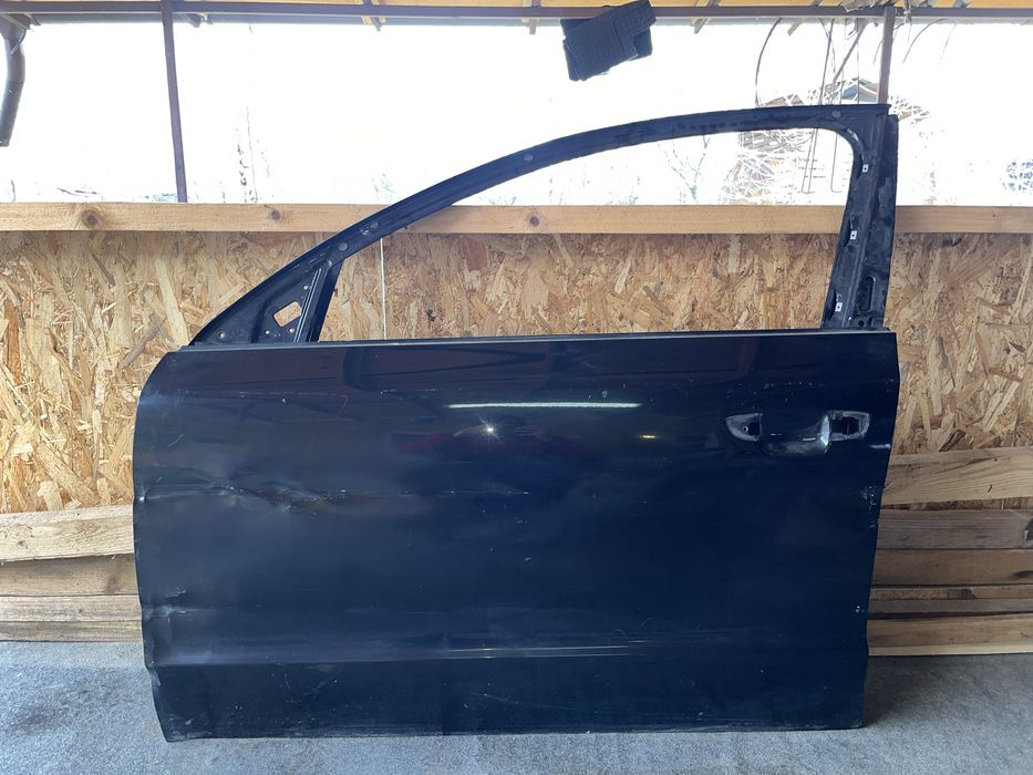 Usa/portieră stanga fata skoda superb 2 neagra