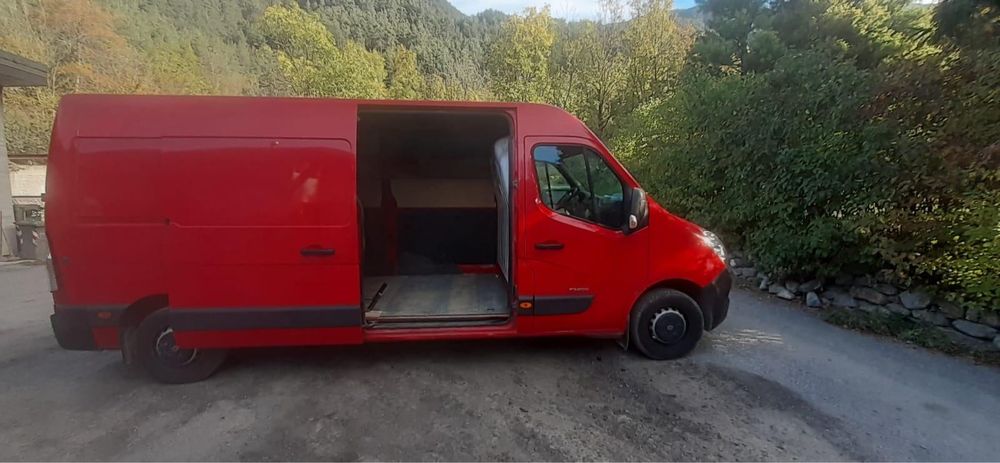 Autoutilitara Renault Master