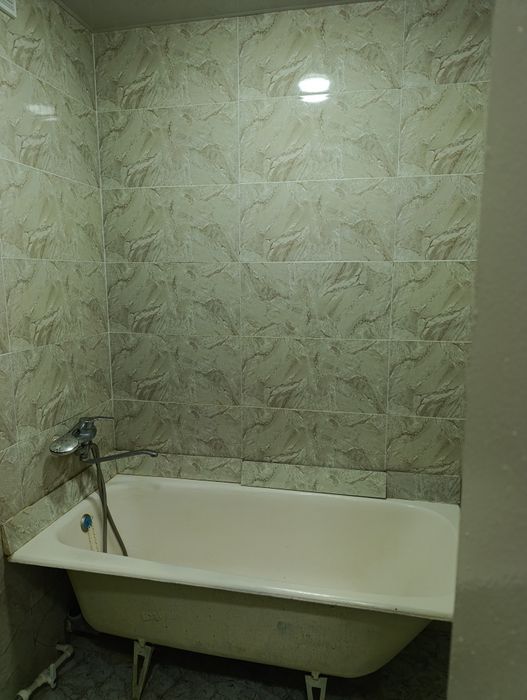 Продается 2 комнатная квартира 8 этаж 9 этажного дома Сергили Достлик