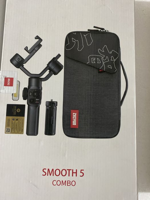 Sistem Stabilizator Zhiyun n Smooth 5 combo