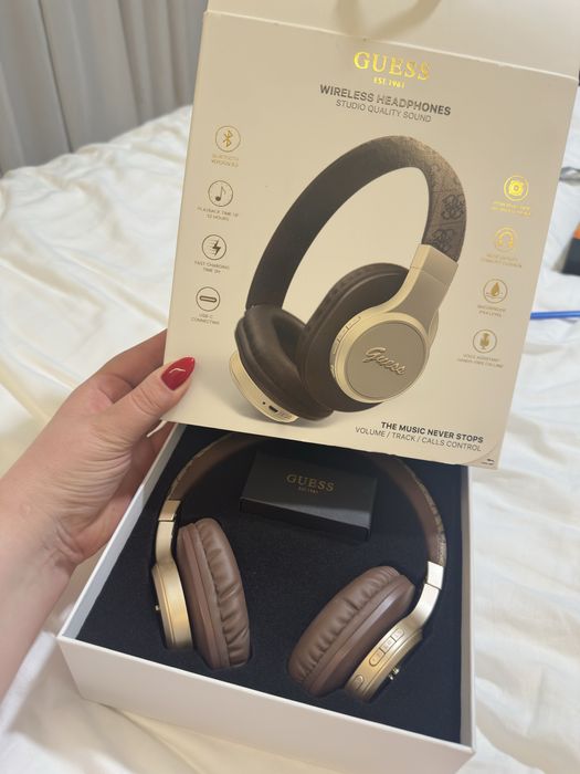 Слушалки Guess аудио