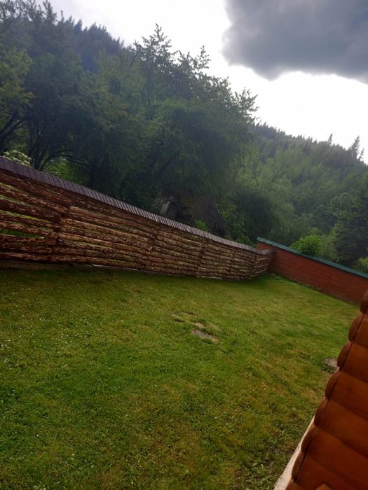 Casa de lemn de vanzare Bolatau