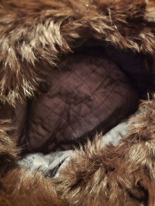 Caciula blana ruseasca