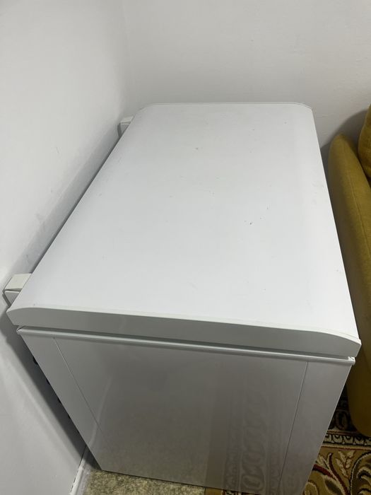 Продам морозильник