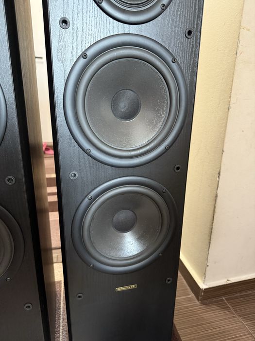 Infinity Refernce 61i Тонколони